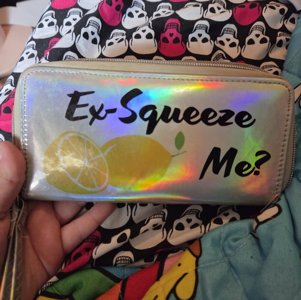 Holographic Lemon Wallet